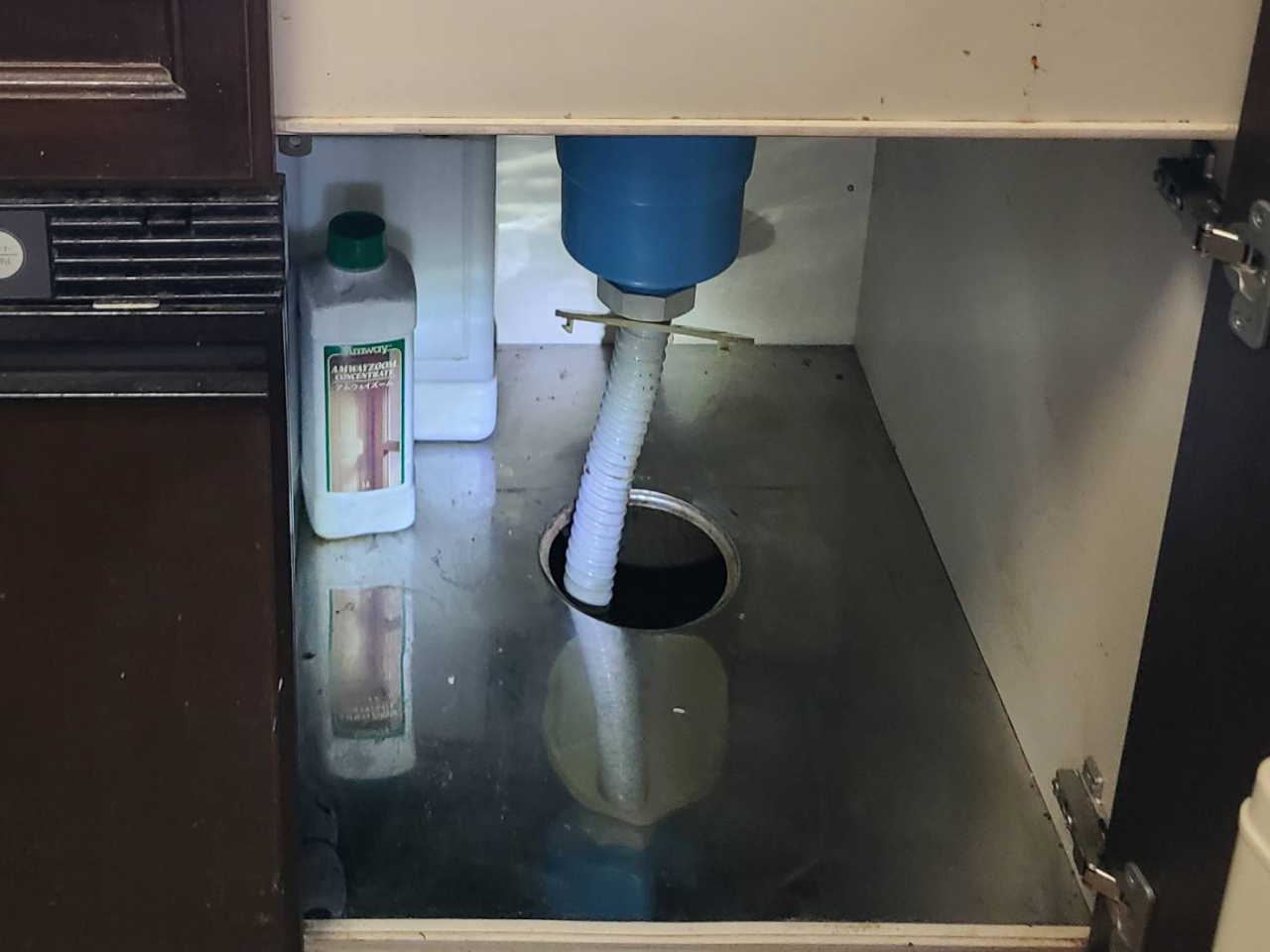 キッチンから水漏れだー！※注意喚起